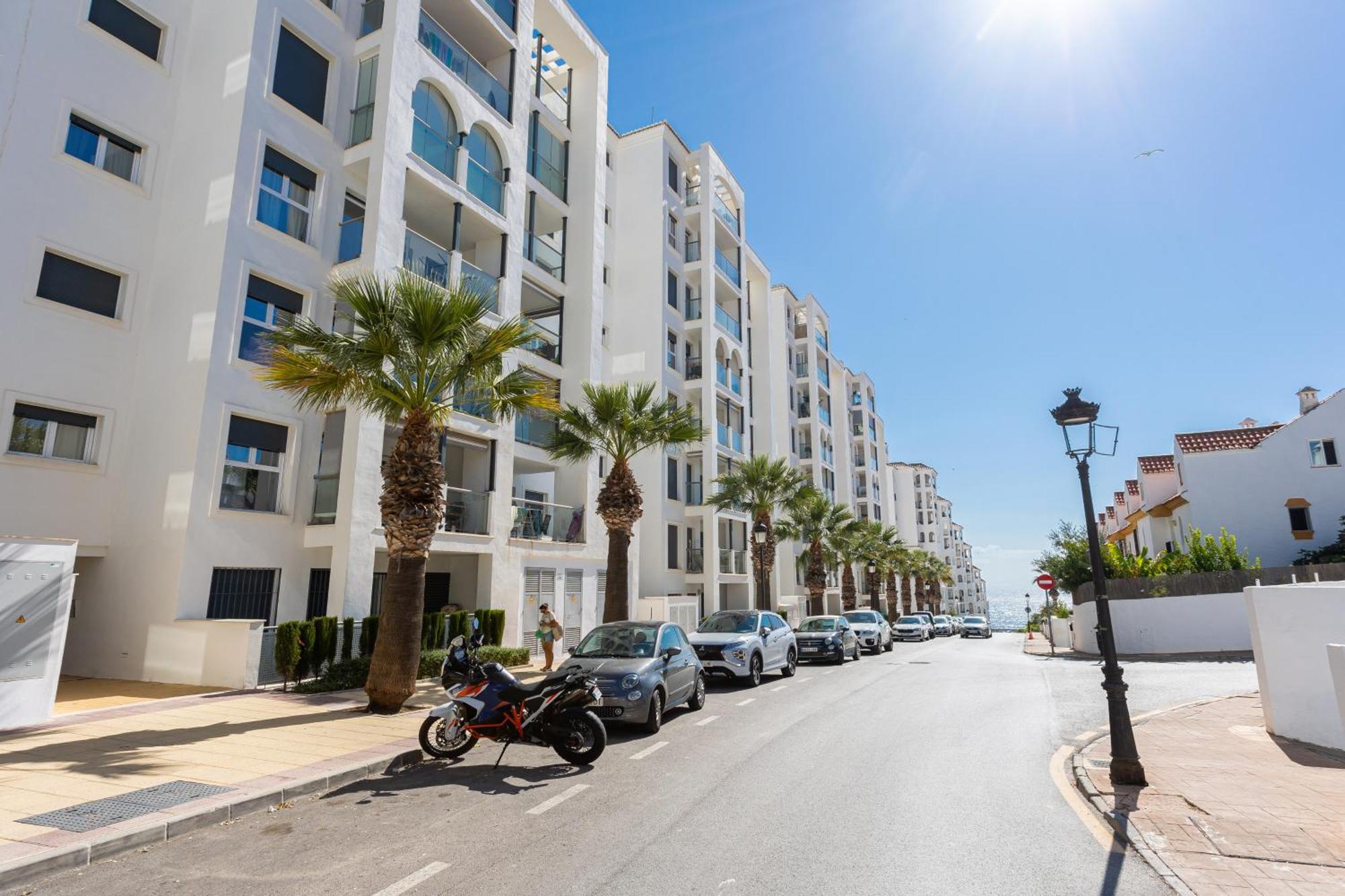 Lägenhet Puerto Blanco - Modern Luxury Estepona